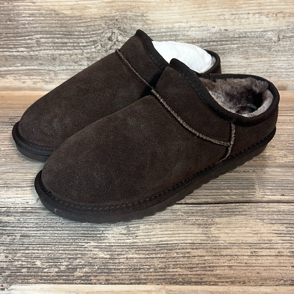 Cushionaire Hilo Genuine Suede Low Boot Slip-On in Chocolate New